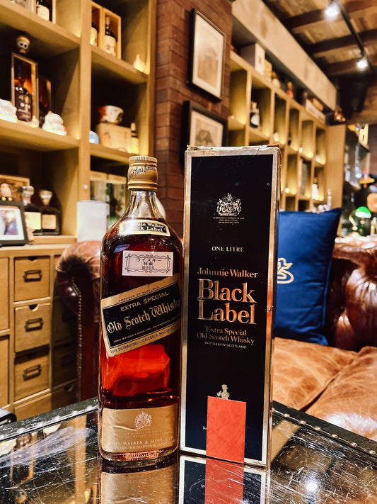 Johnnie Walker Black Label “Extra Special Old Scotch Whisky” 1 Litre (Old Bottling)