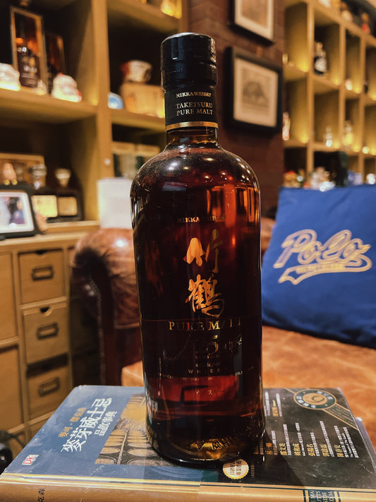 Nikka Taketsuru 竹鶴 25 Year Old Pure Malt Japanese Whisky